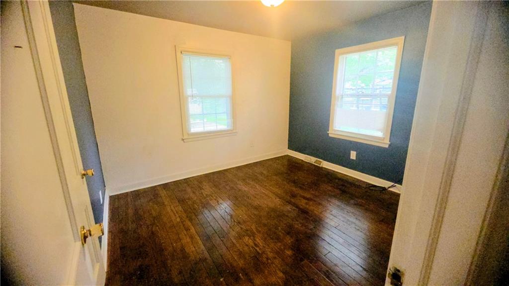 1312 W 29th Street Property Photo 4