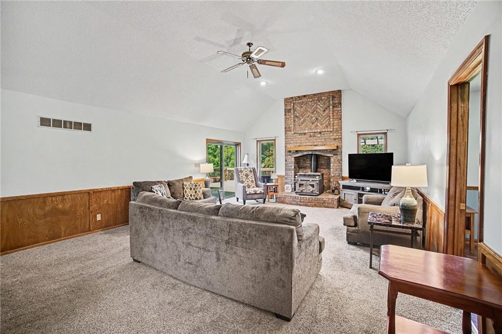 2105 Porter Road Property Photo 4