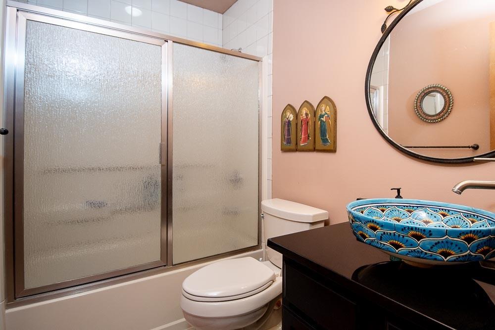 3000 University Drive Property Photo 15