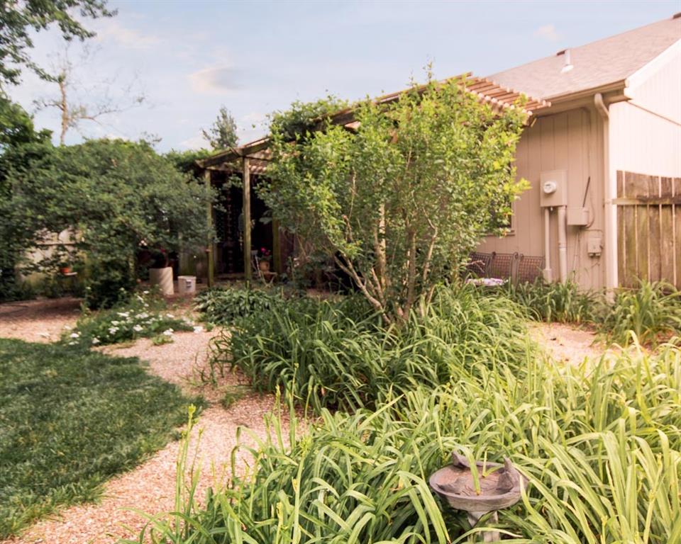 3000 University Drive Property Photo 31