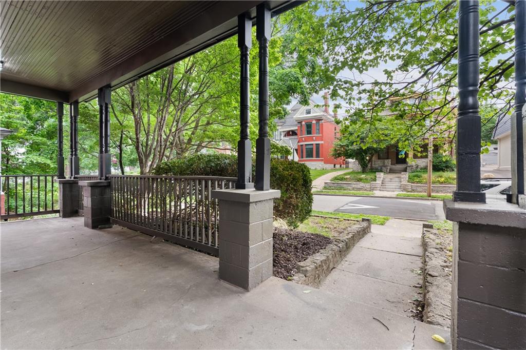 505 Garfield Avenue Property Photo 28