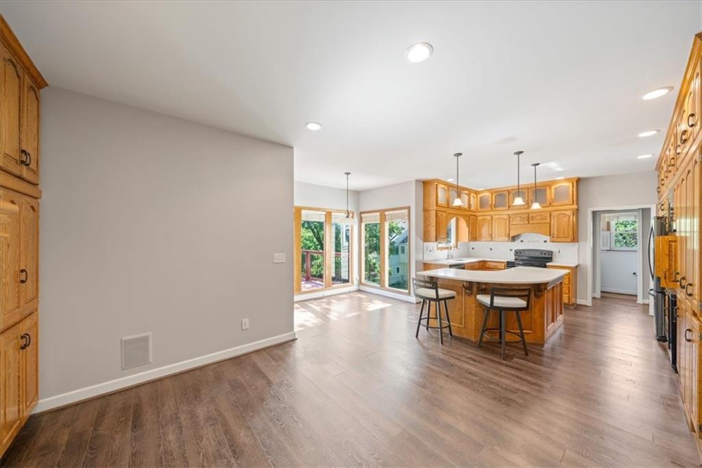 7801 N Revere Drive Property Photo 15