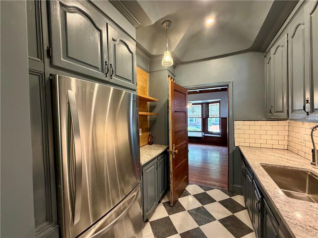 444 Gladstone Boulevard Property Photo 19