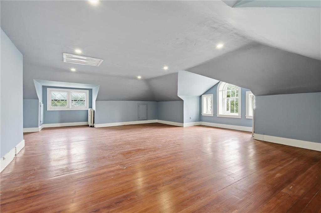 444 Gladstone Boulevard Property Photo 43