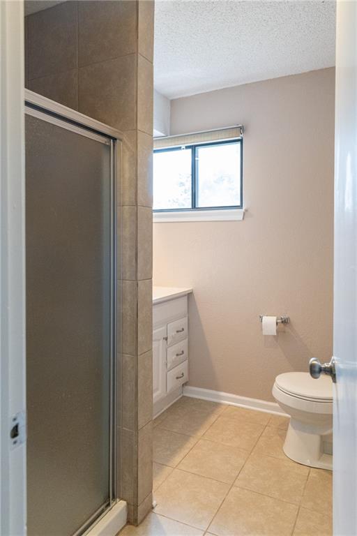 1424 E 125th Terrace Property Photo 19