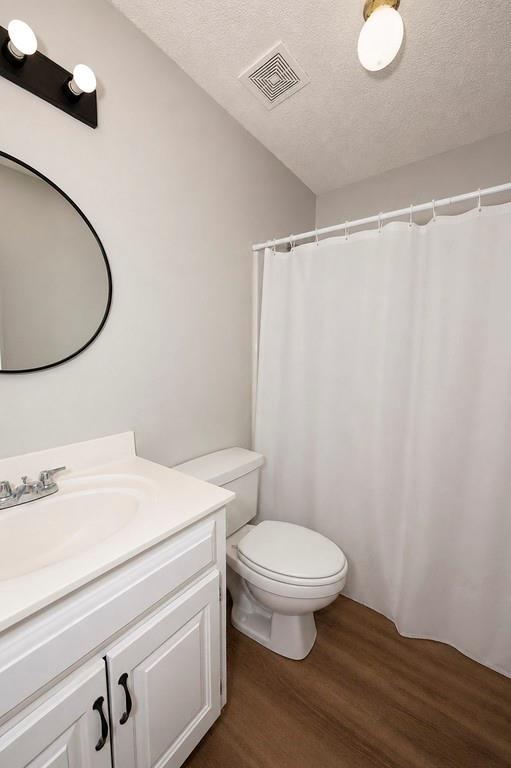 17584 W 111th Terrace Property Photo 19