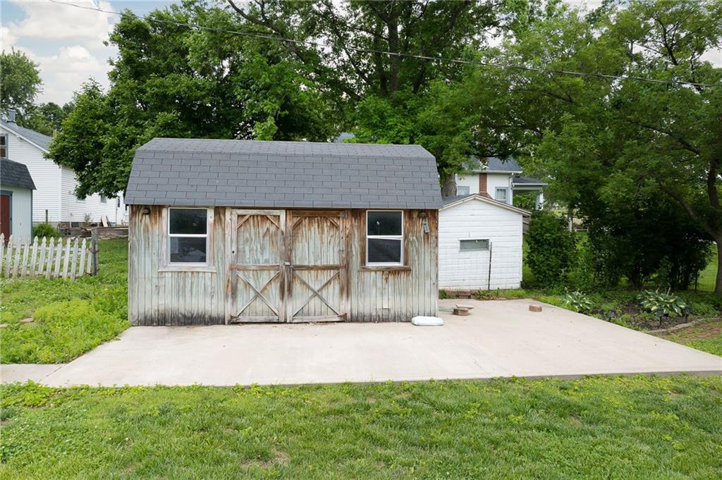 807 Se Grand Dd Highway Property Photo 25
