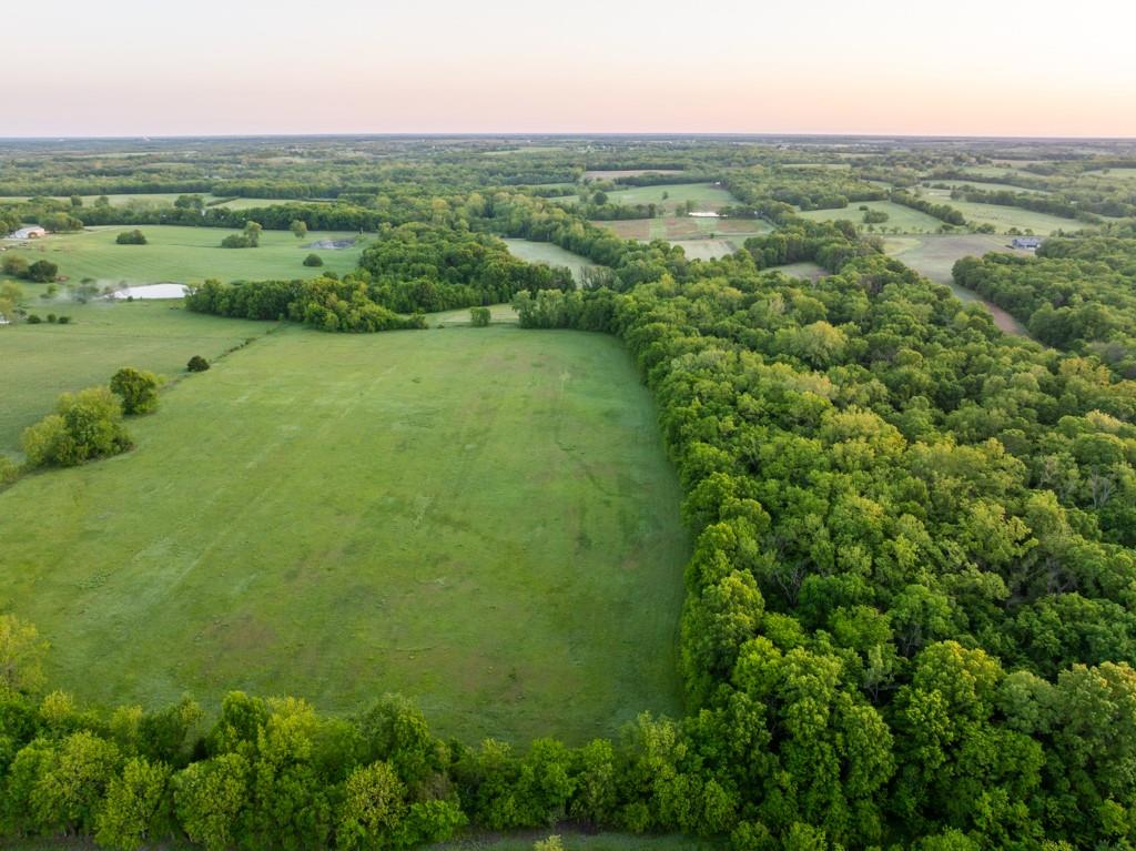 40801 E Route B Road Property Photo 6