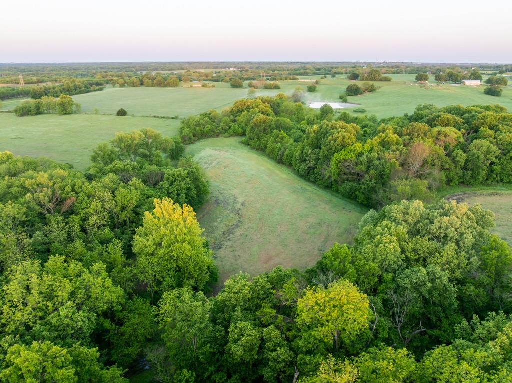 40801 E Route B Road Property Photo 9