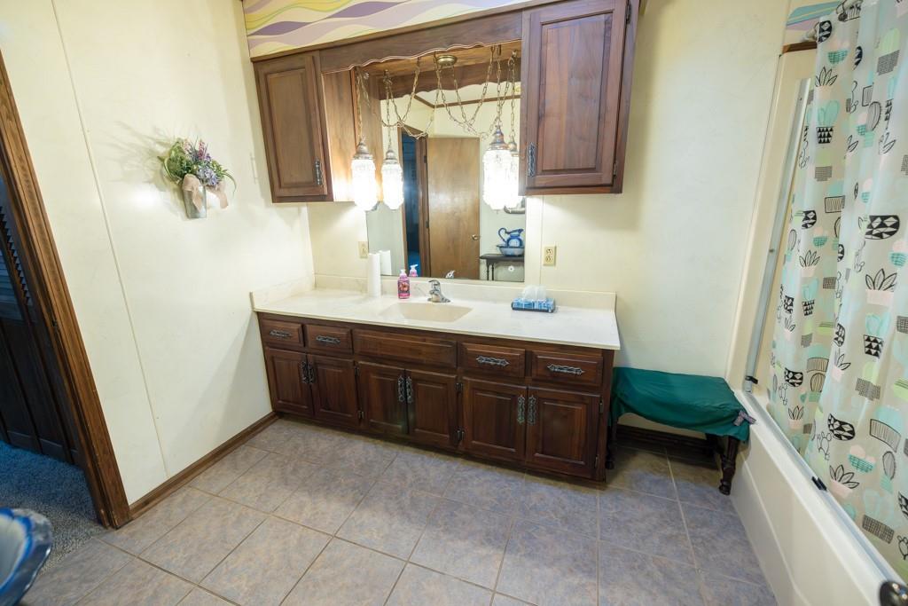 40801 E Route B Road Property Photo 34