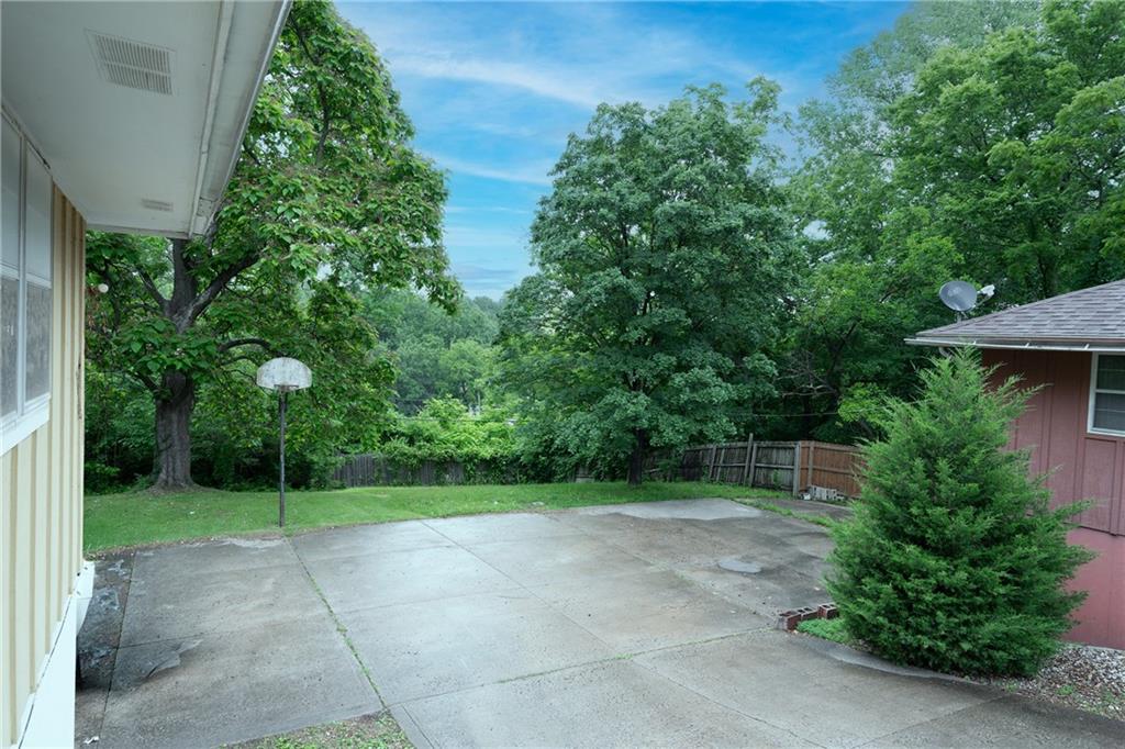 1836 E 78th Street Property Photo 22