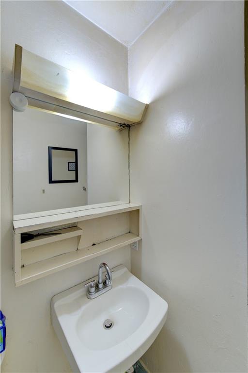 1836 E 78th Street Property Photo 31