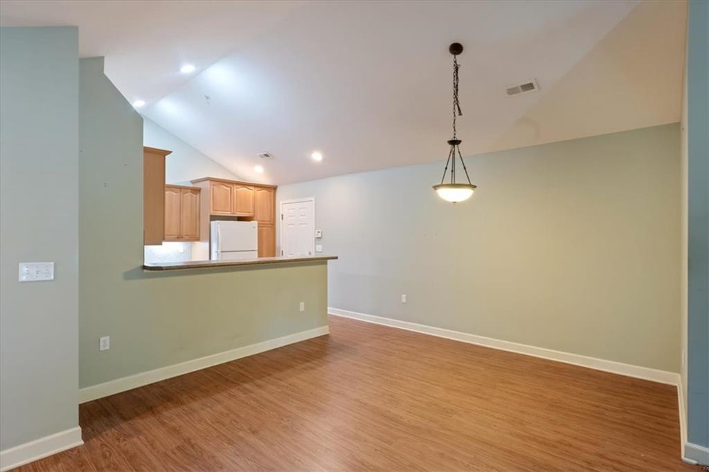 7213 Meadow View Street Property Photo 7