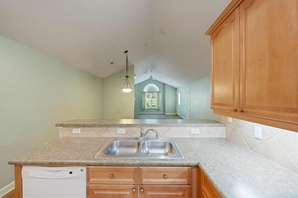7213 Meadow View Street Property Photo 11