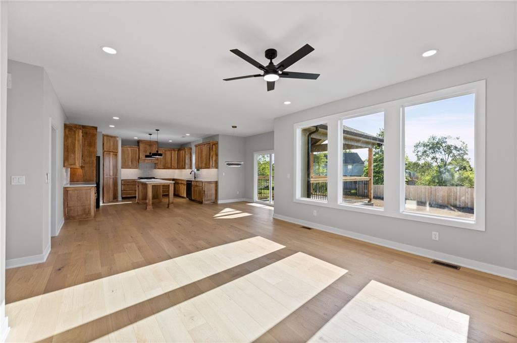 20755 Emerald Street Property Photo 15
