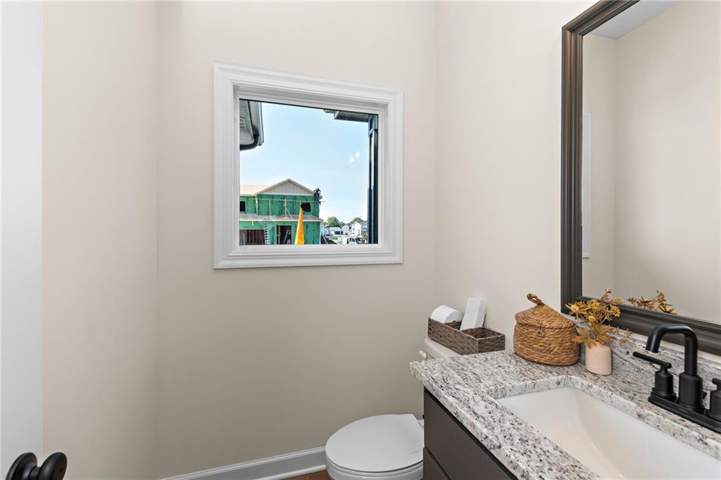 20755 Emerald Street Property Photo 17