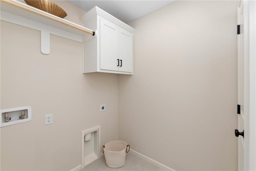 20755 Emerald Street Property Photo 20