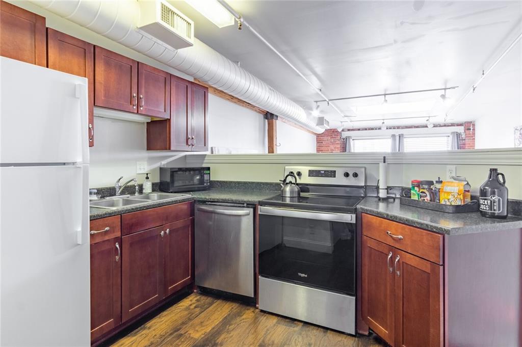 700 Broadway Boulevard Property Photo 15