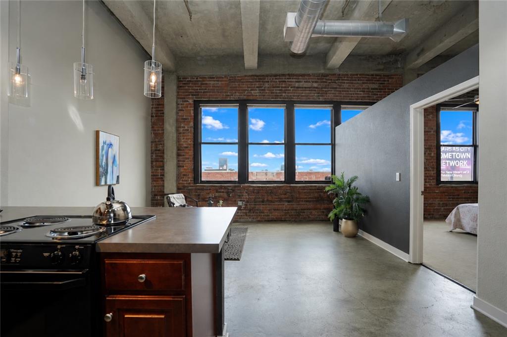 1535 Walnut Street Property Photo 3