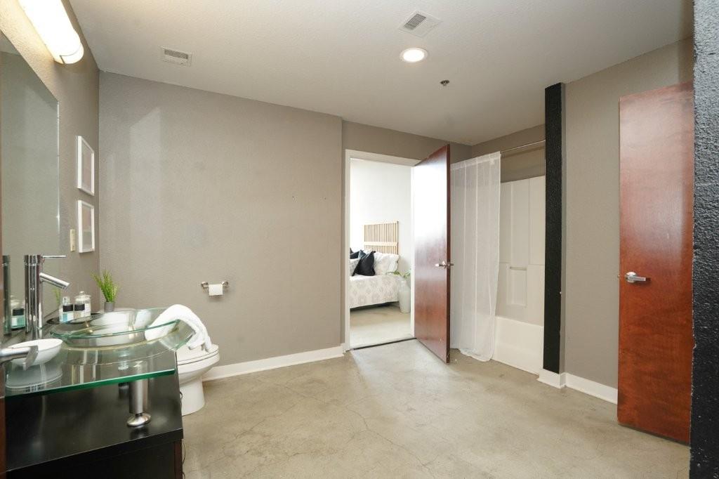 1535 Walnut Street Property Photo 16
