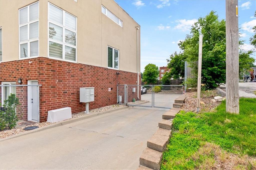 3983 Pennsylvania Avenue Property Photo 22