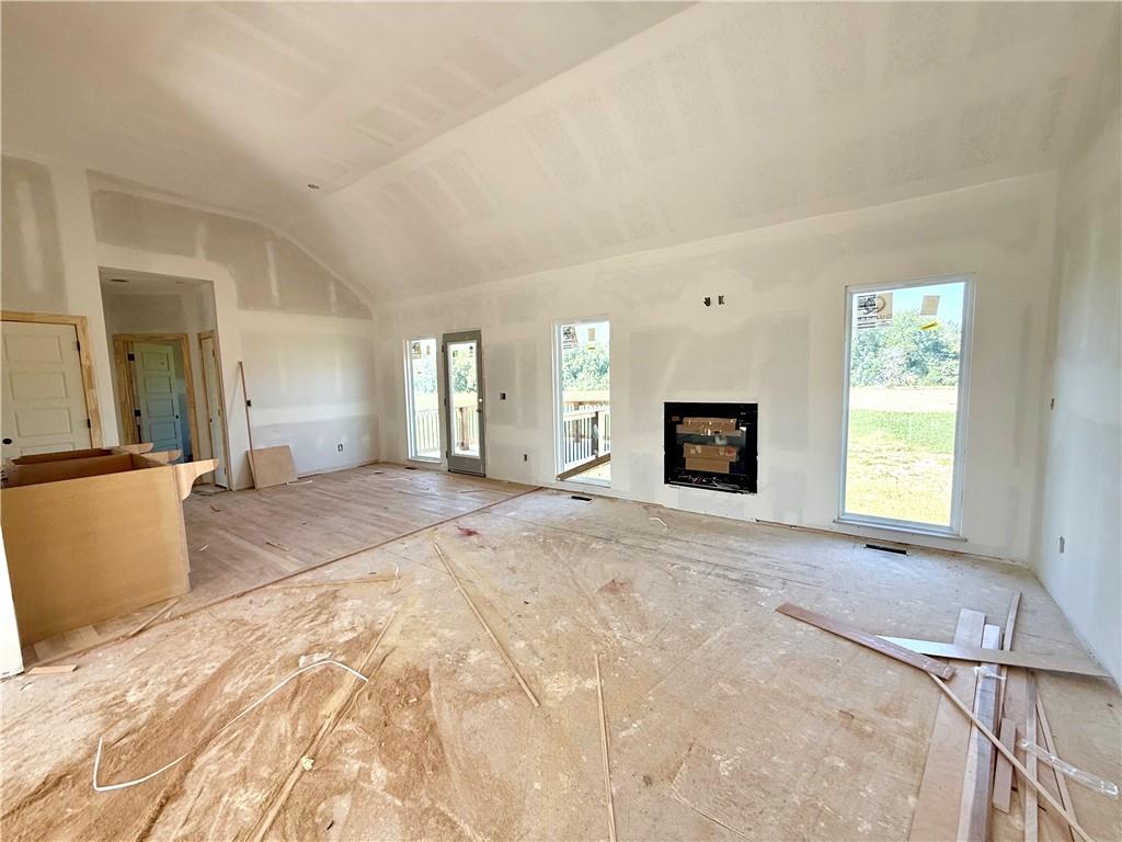 1110 Oak Ridge Street Property Photo 3