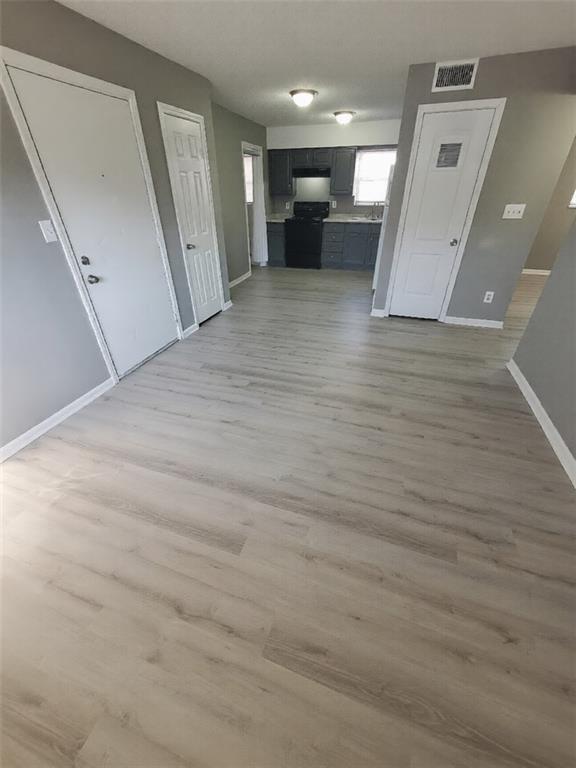 8201 Spring Valley Road Property Photo 3