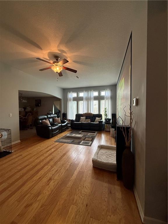 732 Iron Horse Drive Property Photo 5