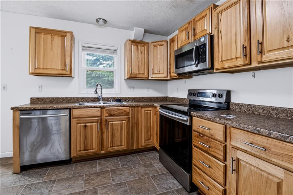 504 Dogwood Drive Property Photo 6