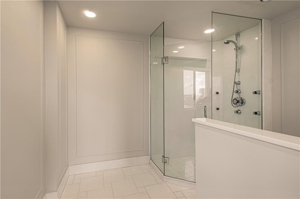 4550 Warwick Boulevard Property Photo 32