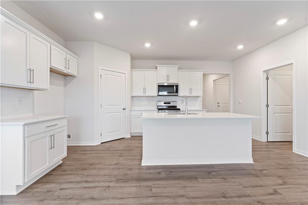 17812 Green Road Property Photo 14