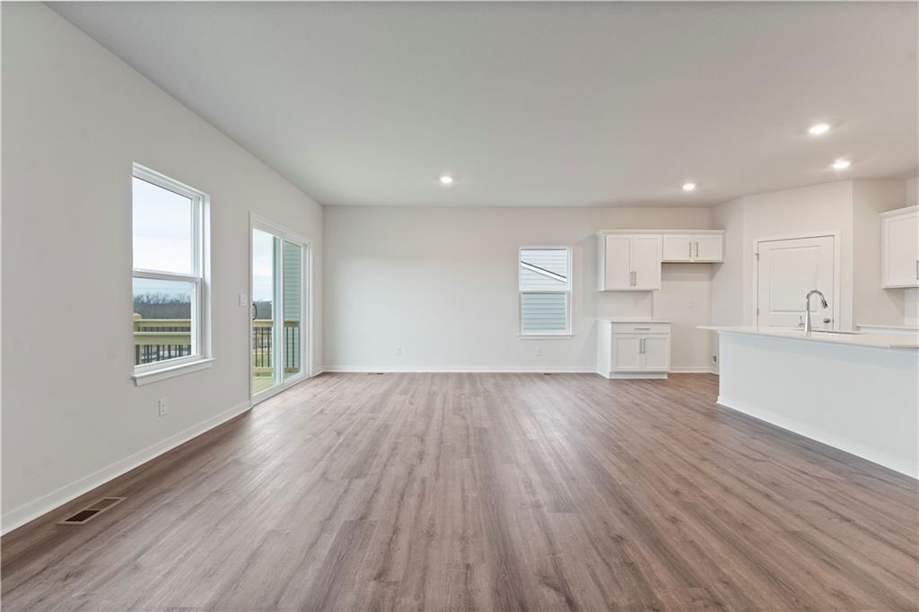 17812 Green Road Property Photo 23