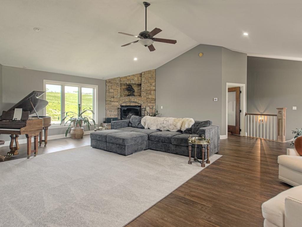 9785 Baker Road Property Photo 14