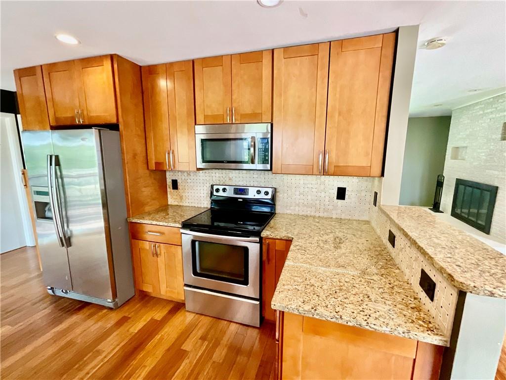 3706 N Grand Avenue Property Photo 19