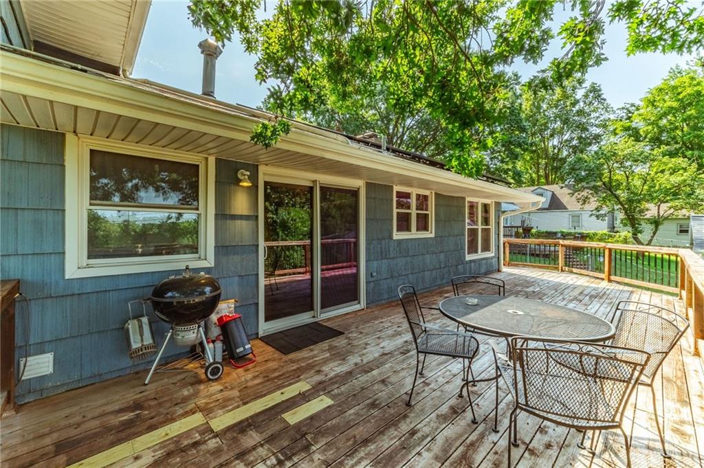 3706 N Grand Avenue Property Photo 22