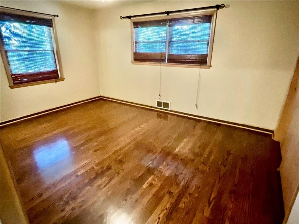 3706 N Grand Avenue Property Photo 24