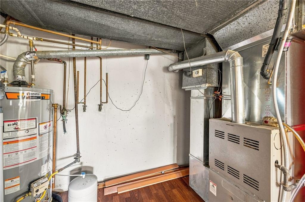 3706 N Grand Avenue Property Photo 36