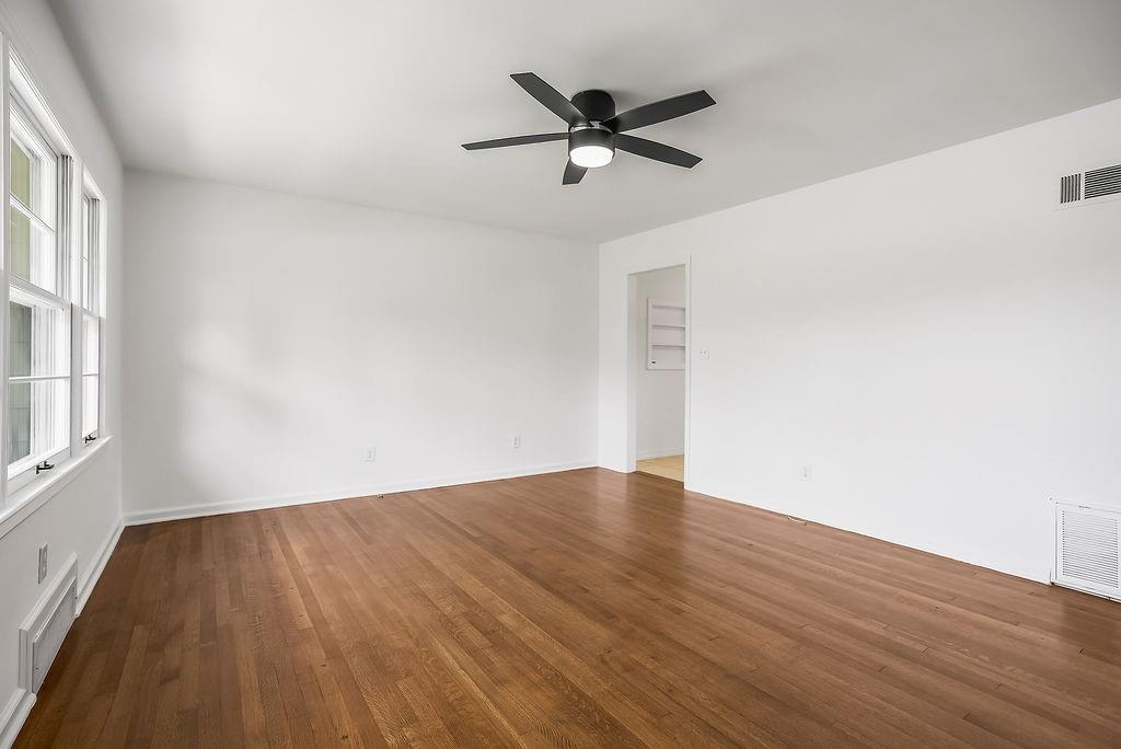 616 S Lee Avenue Property Photo 8