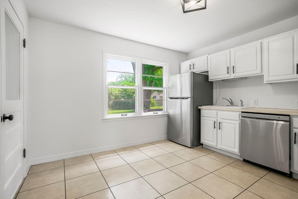 616 S Lee Avenue Property Photo 20