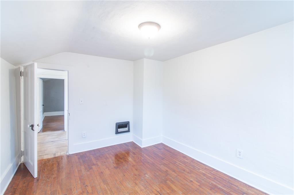 701 S Pine Street Property Photo 15