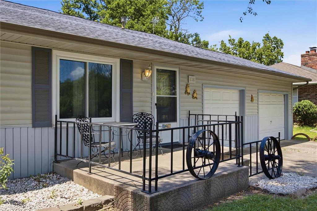 818 N Houston Street Property Photo 3