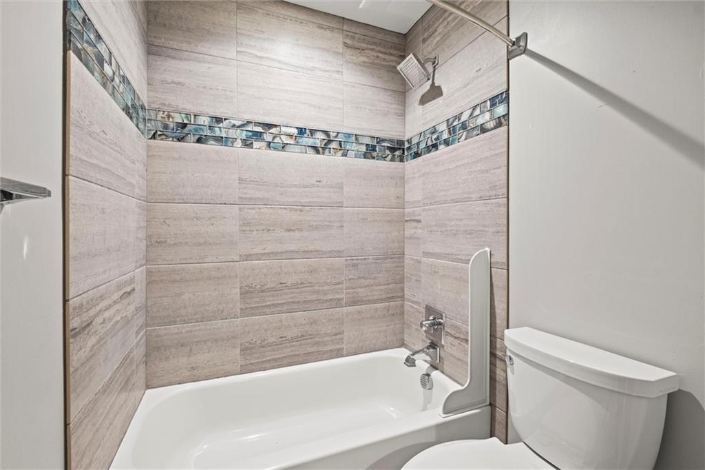 12343 Pinehurst Drive Property Photo 27