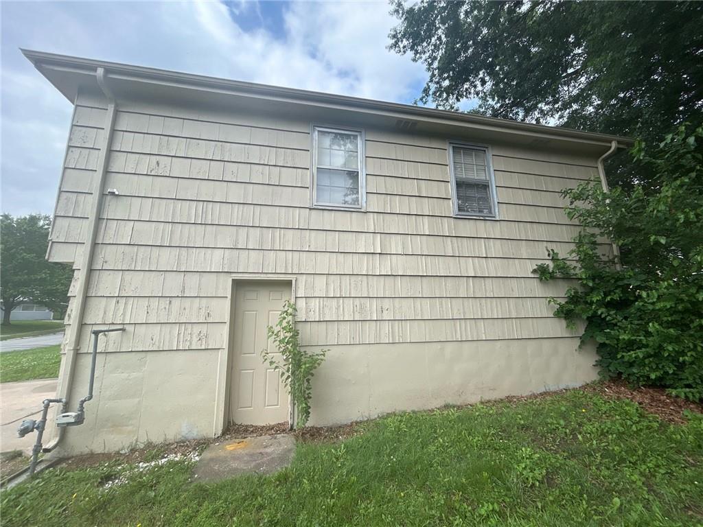 5117 S Delaware Avenue Property Photo 5