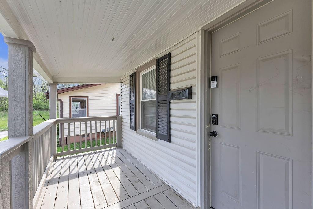 3142 Felix Street Property Photo 4