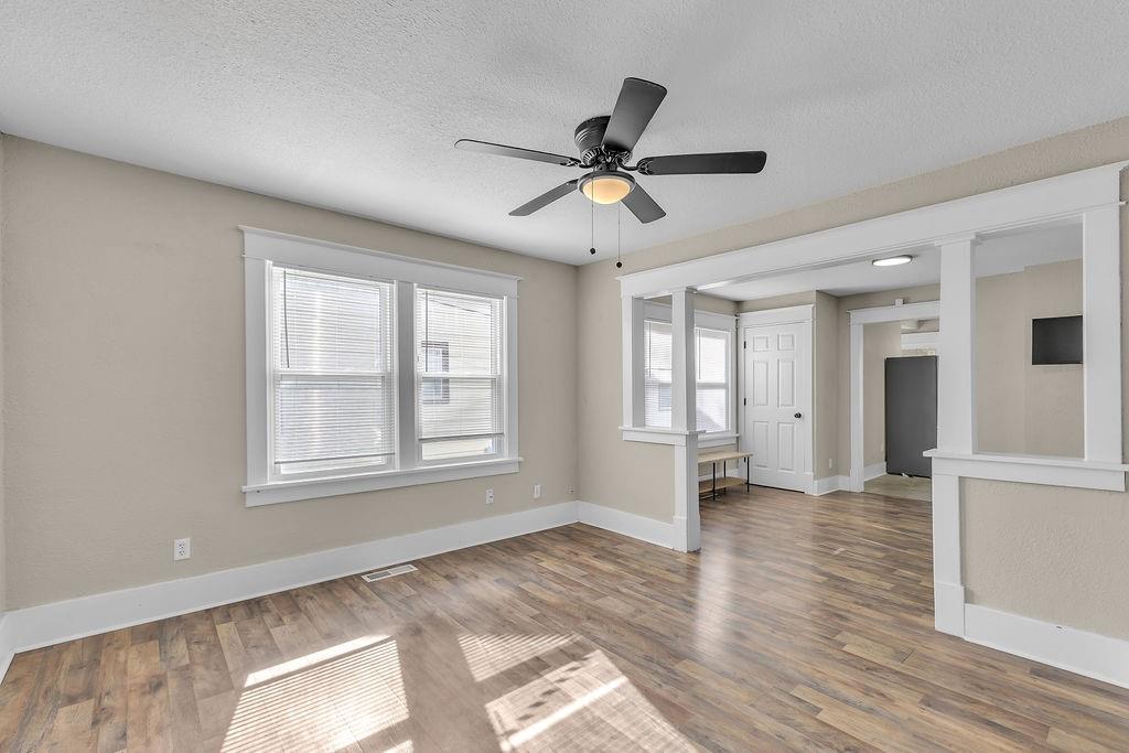 3142 Felix Street Property Photo 5