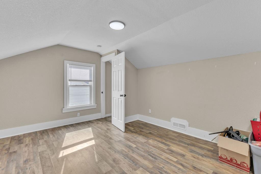 3142 Felix Street Property Photo 24