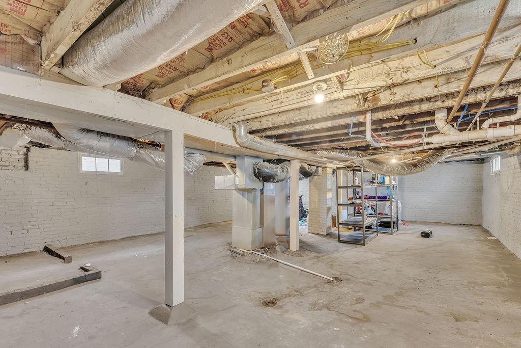 3142 Felix Street Property Photo 29