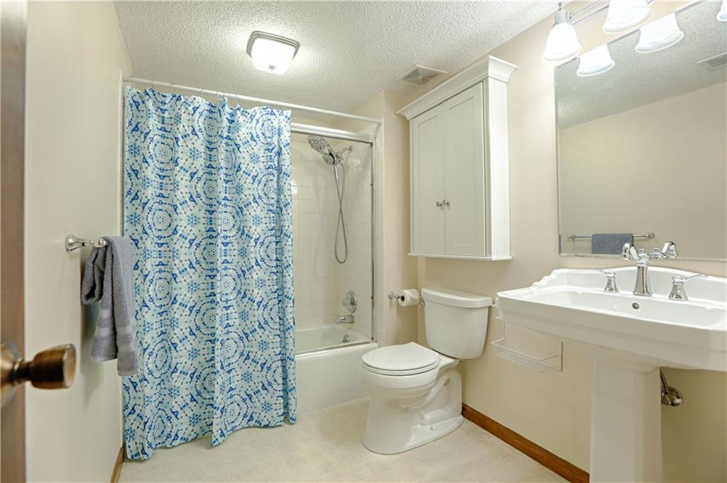 303 E Partridge Avenue Property Photo 13
