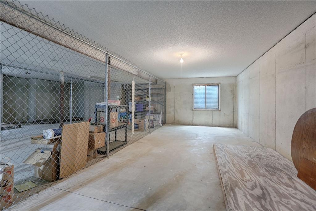 303 E Partridge Avenue Property Photo 18