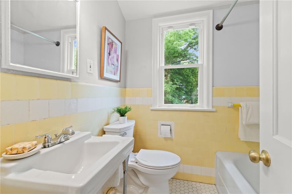 6728 Cherry Street Property Photo 24
